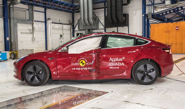 Tesla Model 3 Safety Rating Sets New Benchmark In Euro Ncap Crash Testing