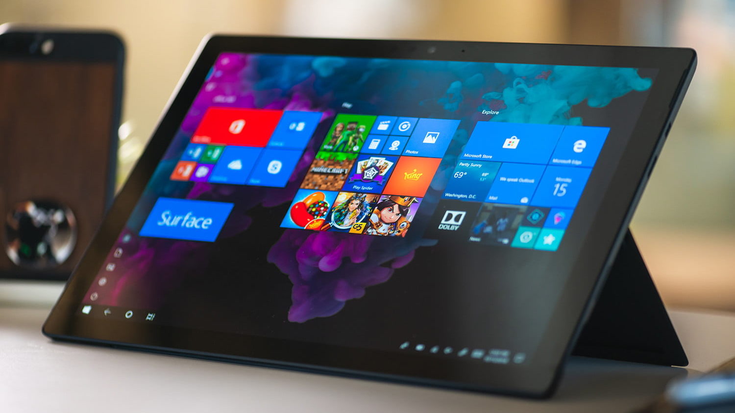 Surface Pro Alternatives 2020 ThinkPad X1, Galaxy TabPro S, Dell Latitude 7200, HP Elite Envy X2