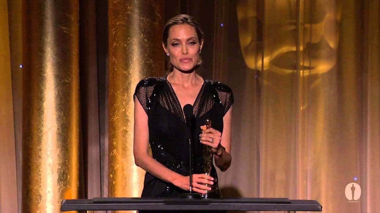 Angelina Receiving Oscar in 2013