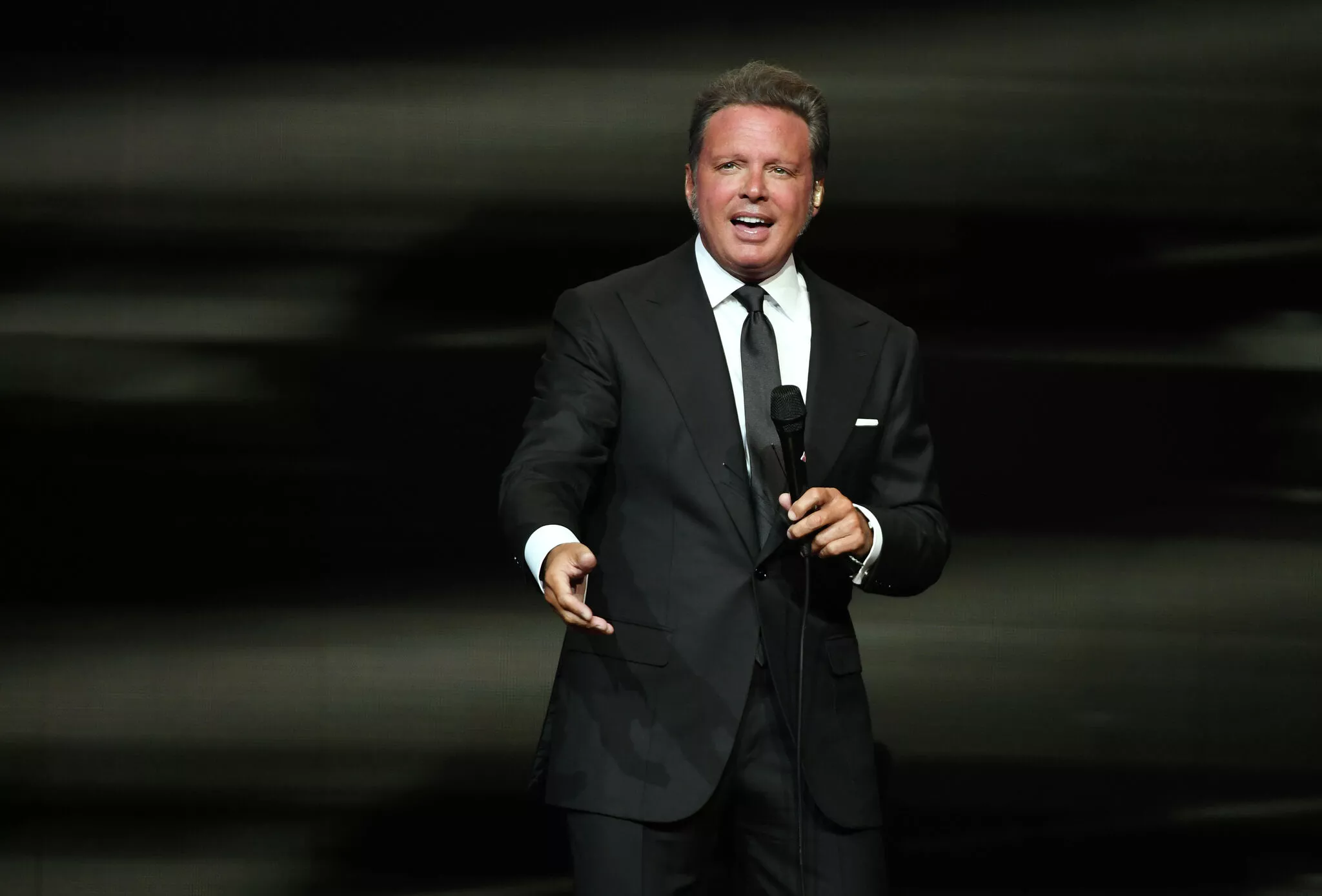 Luis Miguel singer