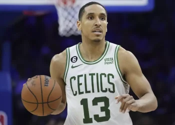 Blazers' Malcolm Brogdon Trade To The Timberwolves In Bold Proposal