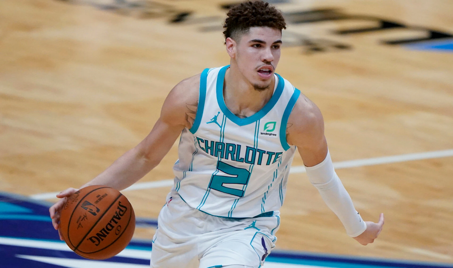 LaMelo Ball's Injury A Blow to Charlotte Hornets' Aspirations