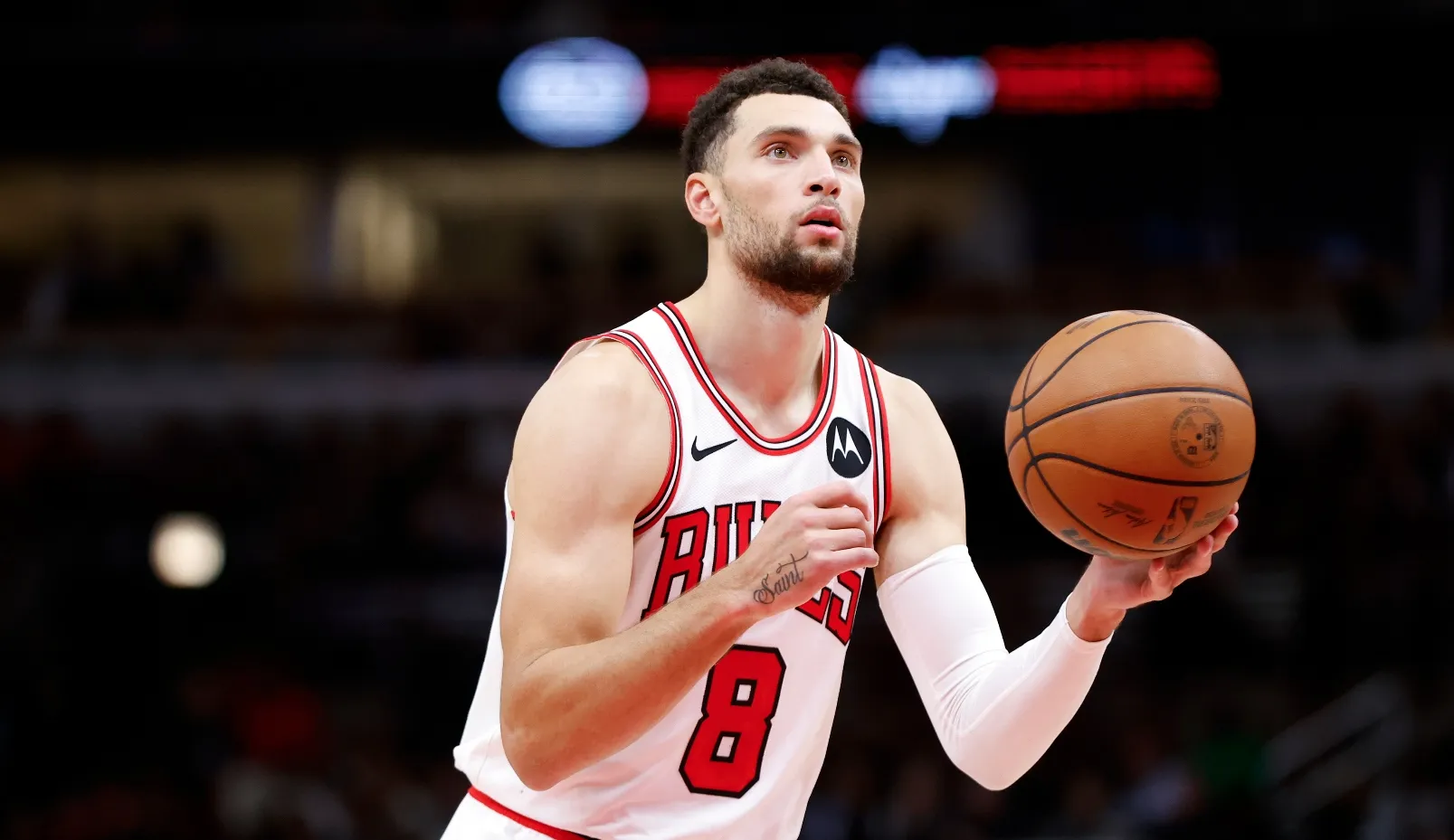 Inside Look Zach LaVine's Dedication to Chicago Bulls Amid Rising Trade Buzz---