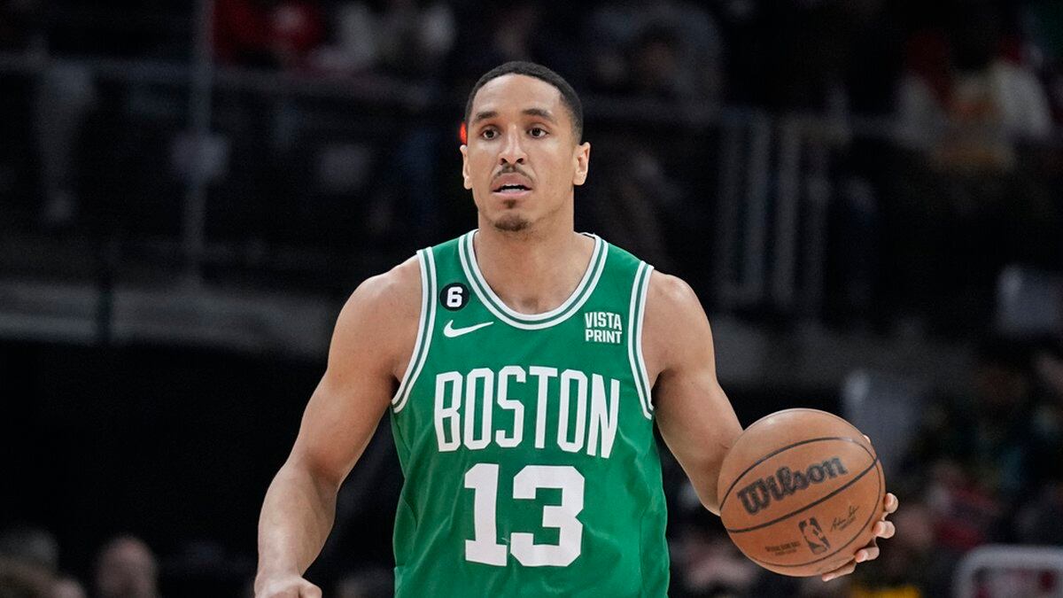 Breaking News Malcolm Brogdon's Potential Move - Top 5 NBA Teams in the Race for the Blazers' Star Guard