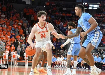 Clemson's Basketball Conundrum Navigating Through a Tough Phase2