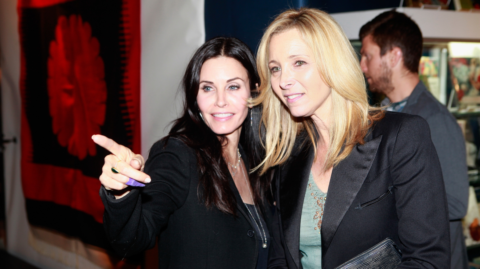 Courteney Cox and Lisa Kudrow