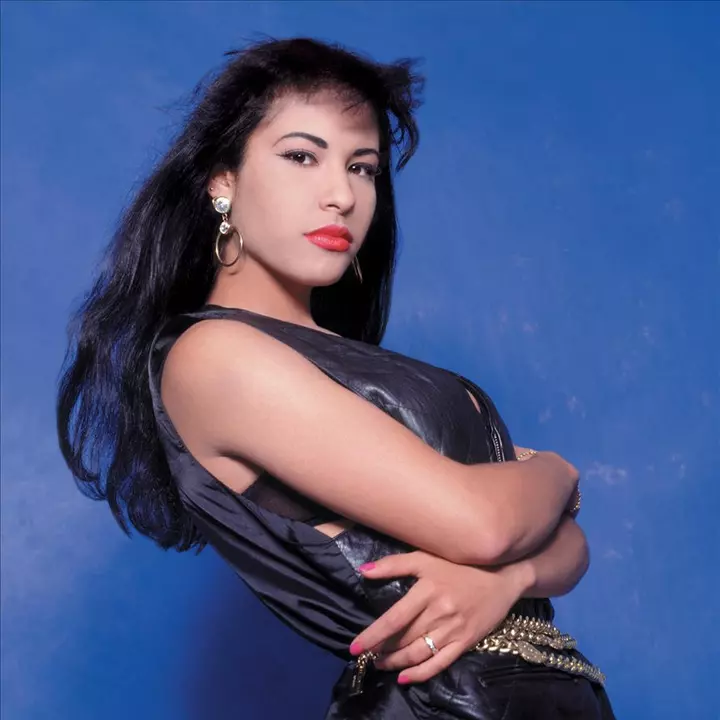 Selena Quintilla, singer