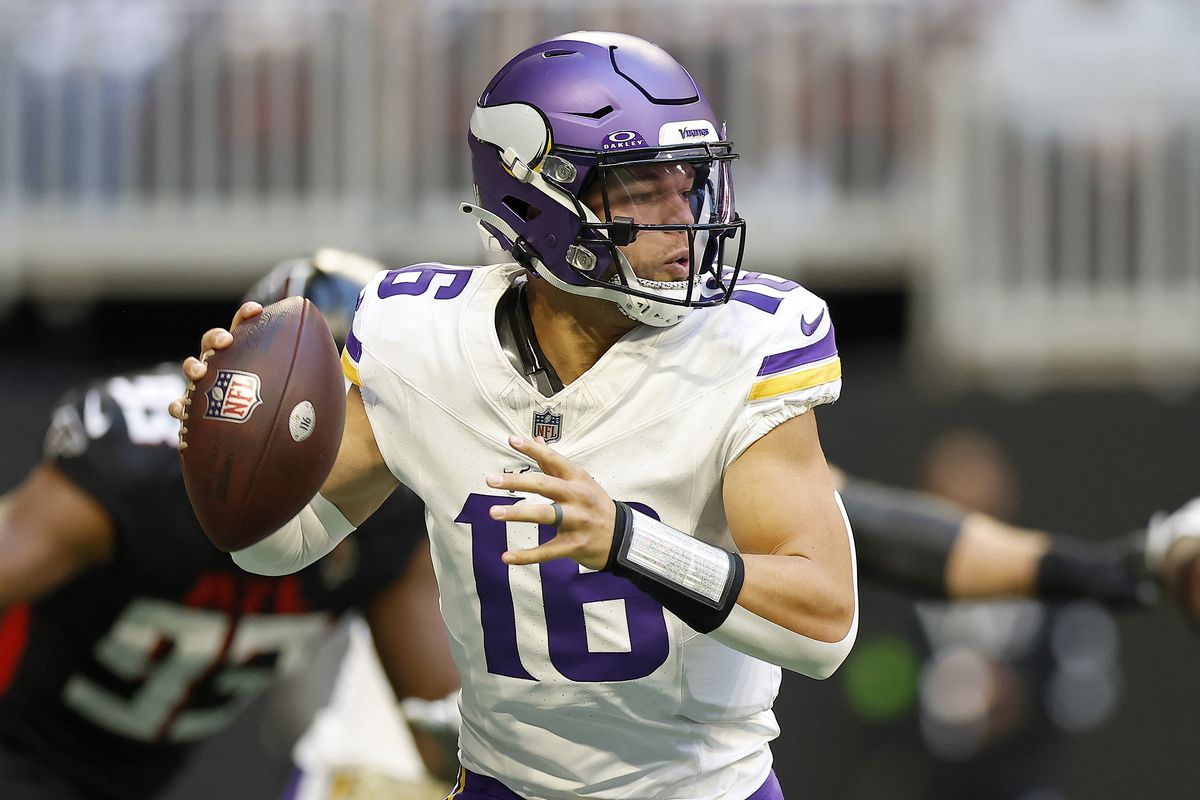 NFL News Minnesota Vikings Face Draft Decision, Is a Bold Quarterback