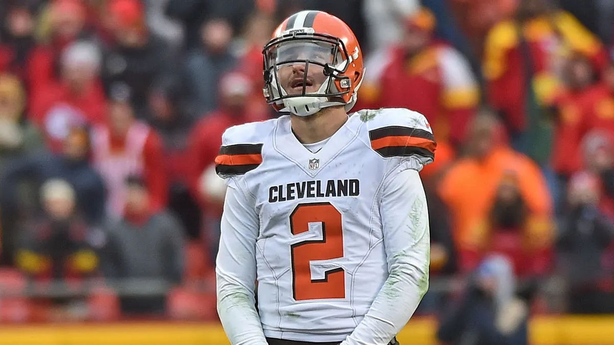 Johnny Manziel Champions Reggie Bush in a Crusade Against NCAAs NIL Inequities