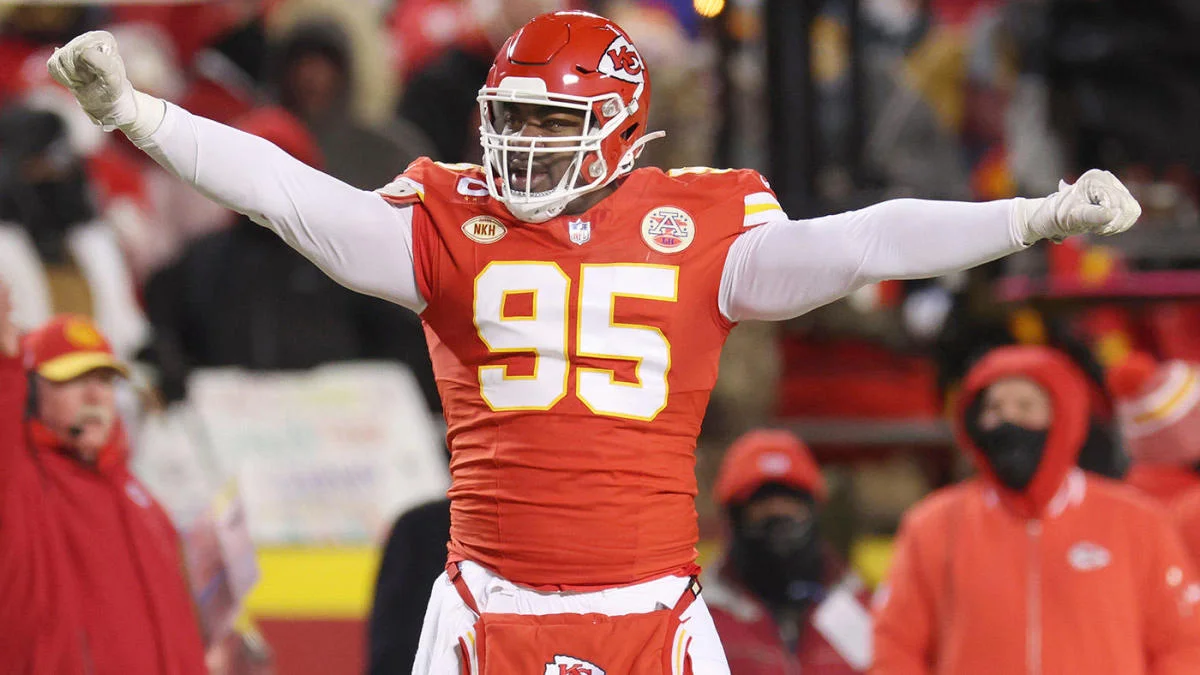 NFL Shakeup Star Player Chris Jones Eyes Shocking Switch from Chiefs to Raiders Rivalry--