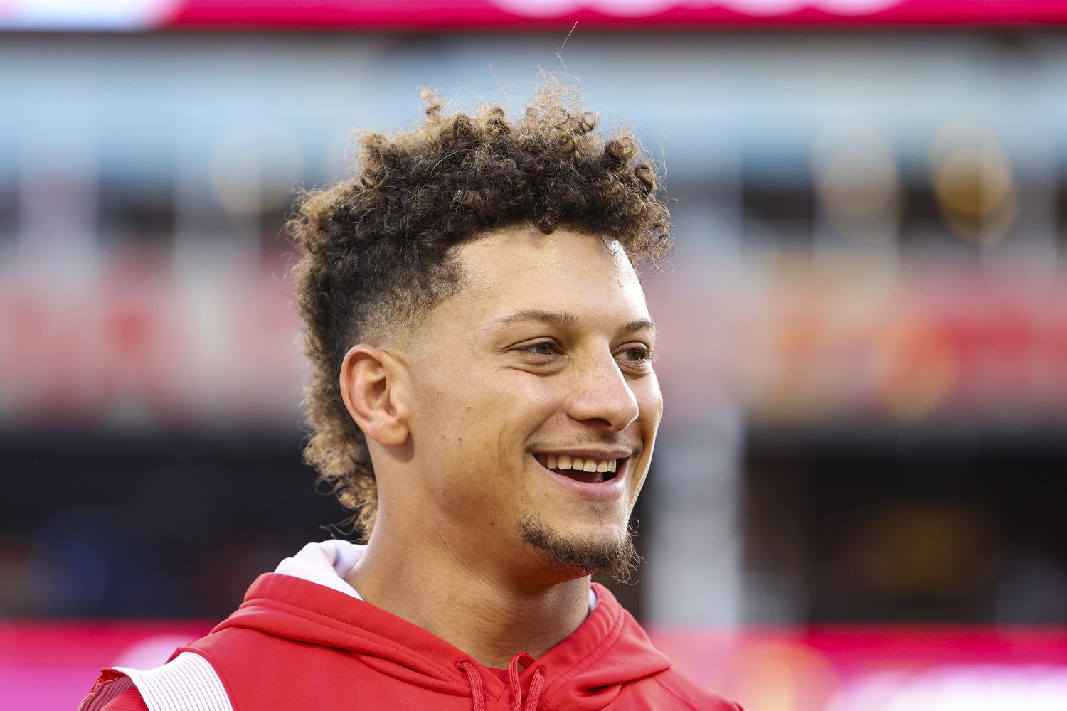  Patrick Mahomes and Marquise 'Hollywood' Brown: A Dynamic Duo Poised to Elevate Chiefs in 2024