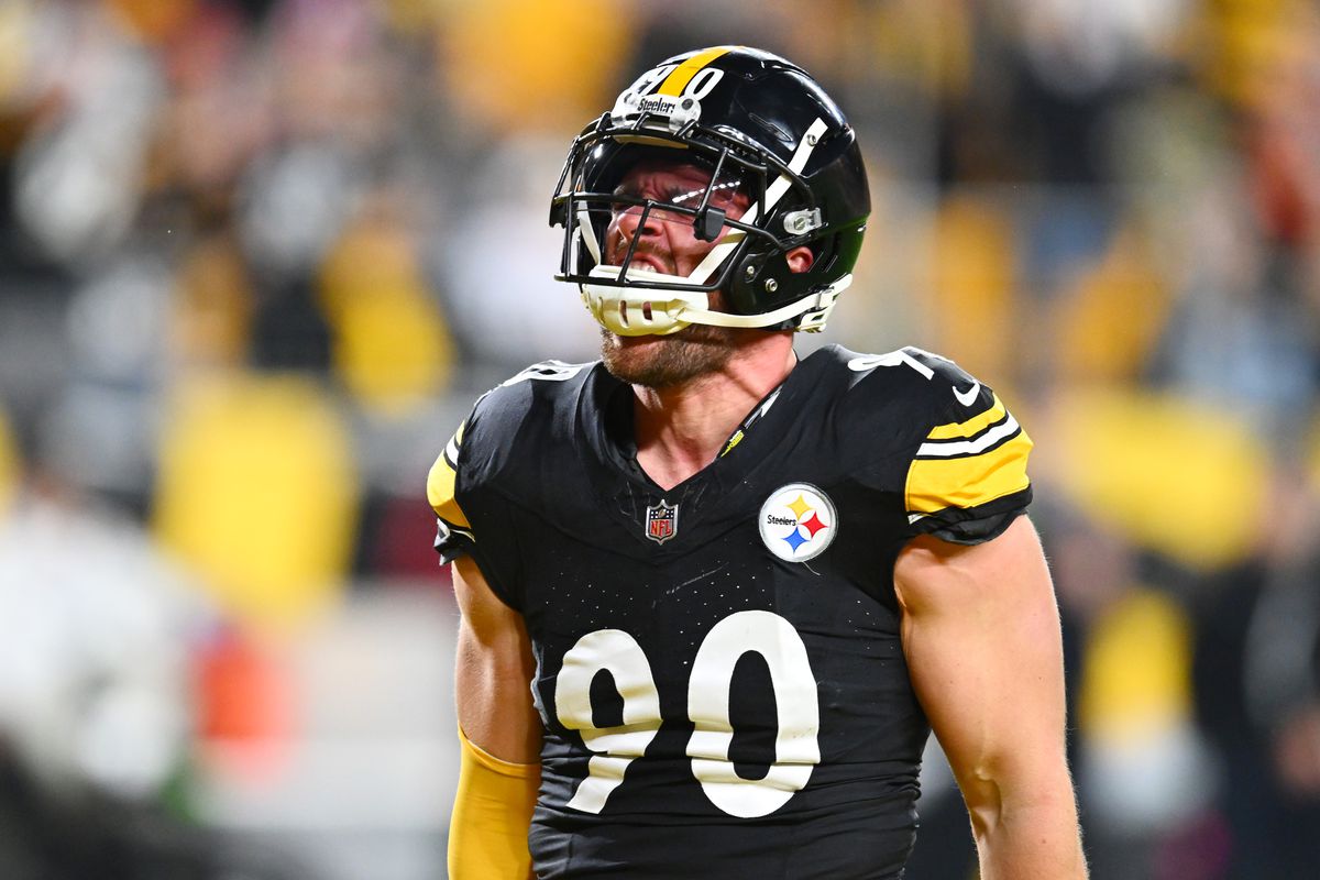  TJ Watt's Praise Highlights Patrick Mahomes' Versatility and Leadership