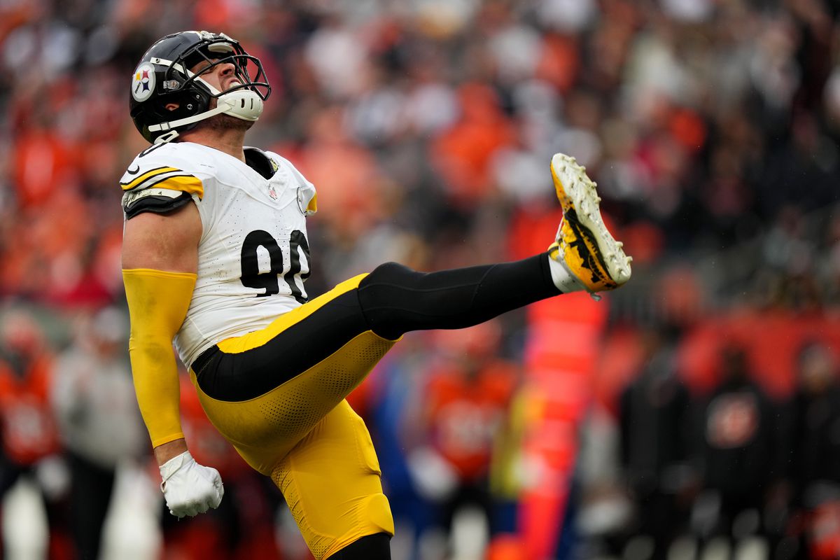  TJ Watt's Praise Highlights Patrick Mahomes' Versatility and Leadership