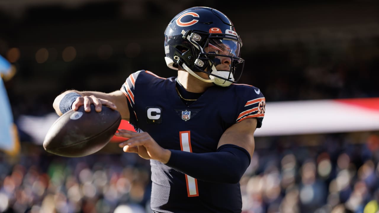 Chicago Bears Bet Big on New Star QB: A Fresh Start for the Windy City's Football Dreams