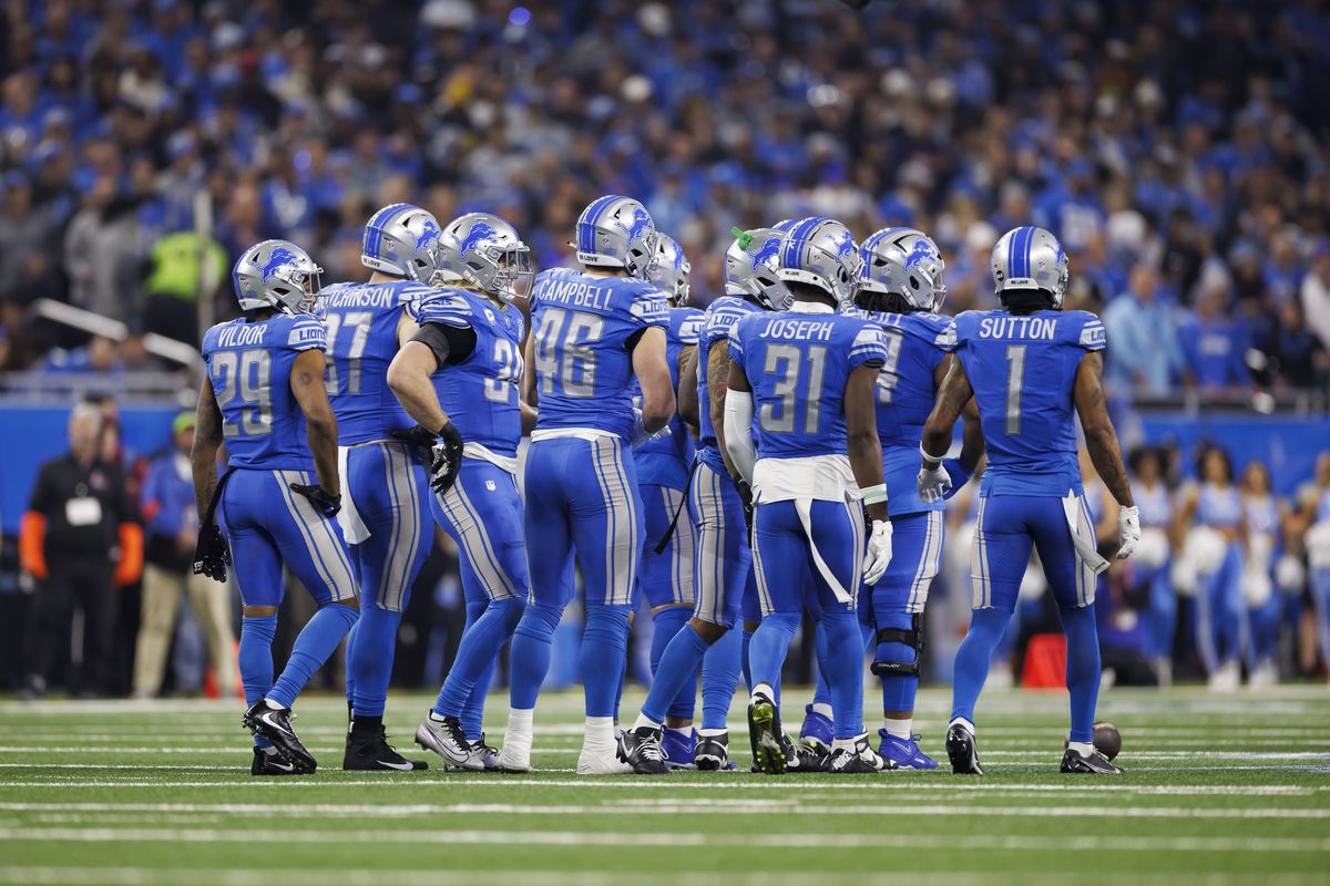 Detroit Lions Strategize for a Super Bowl Leap with Key Extensions