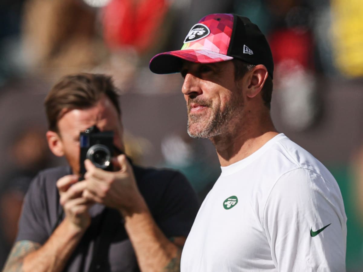 The Comeback King Aaron Rodgers Sparks Super Bowl Hopes for New York Jets..