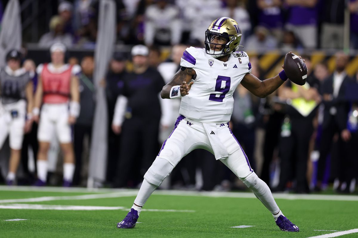 NFL Draft News: Minnesota Vikings Facing Pivotal QB Decision Amid Swirling Trade Buzz