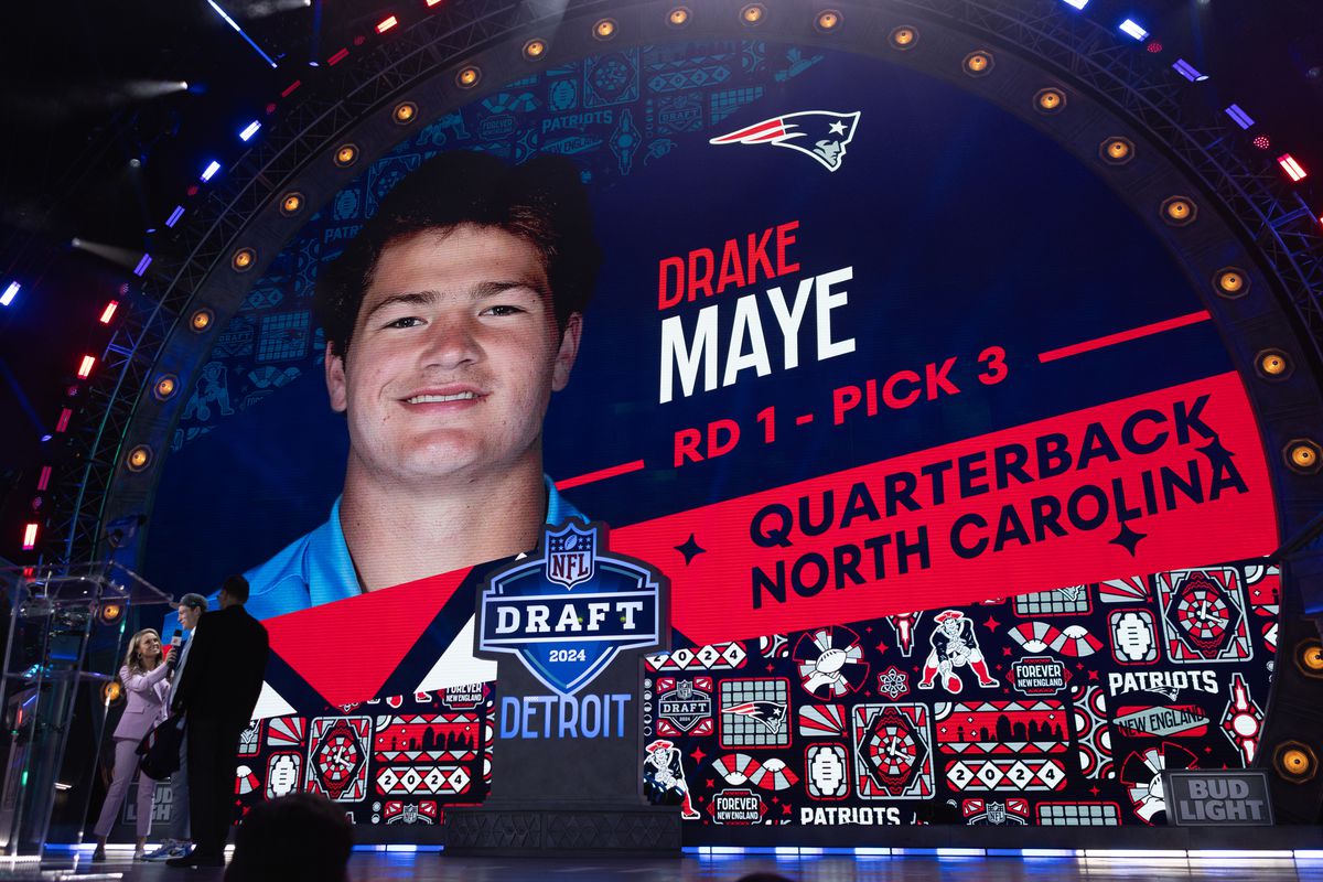 A Strategic Pause Why the Patriots Should Bench Drake Maye in 20243