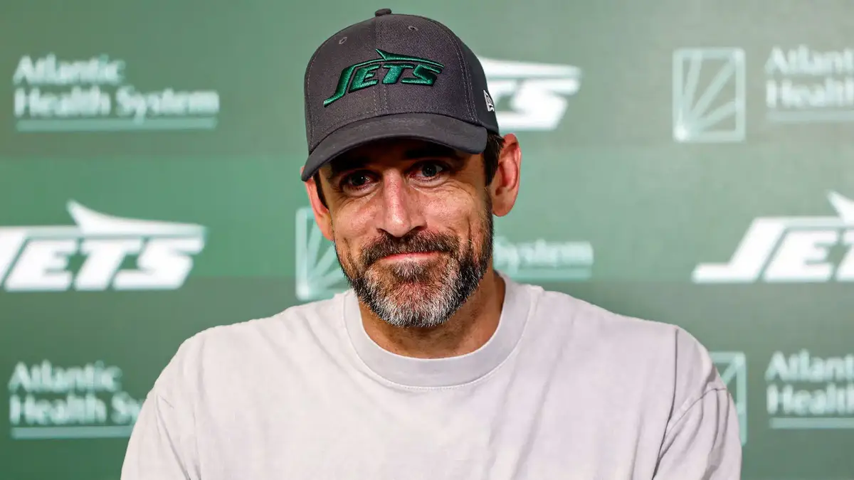 NFL News: Aaron Rodgers Dispels All Rumors About Entering Politics, Here’s What He Has to Say