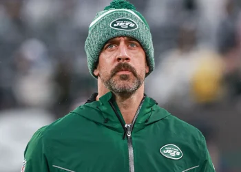 Aaron Rodgers Faces Make-or-Break Season with New York Jets Amid High Expectations---