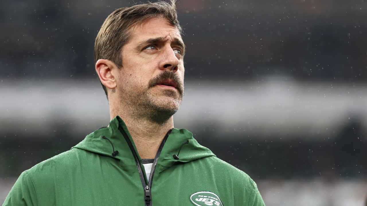  Aaron Rodgers Takes Charge: Why His Bold Promise Could Change the Jets' Future in 2024