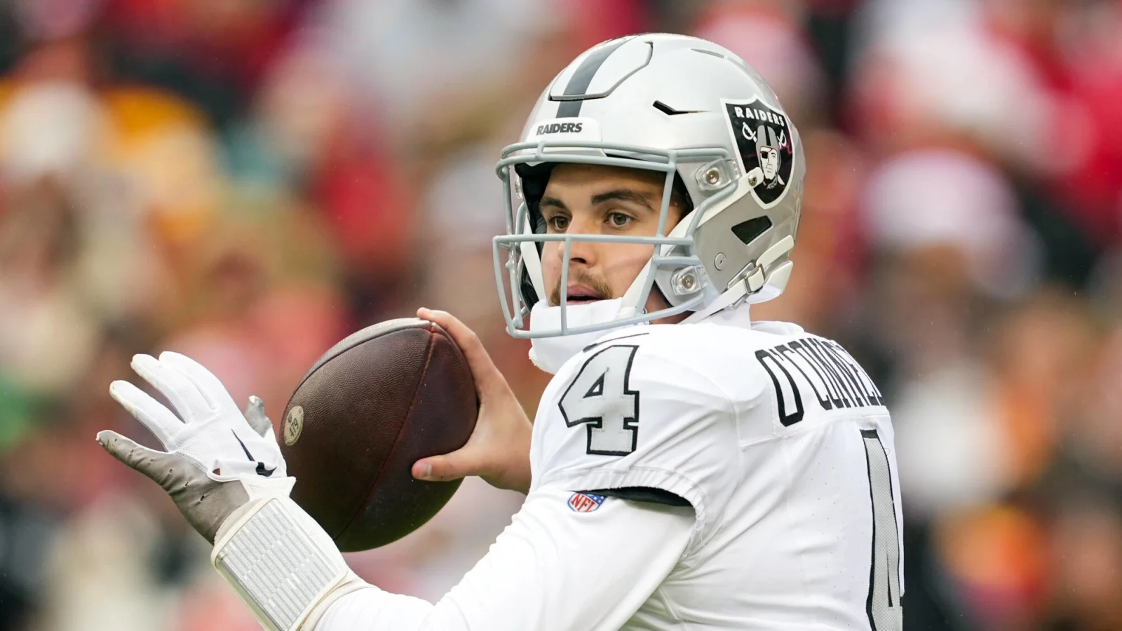 NFL News: Aidan O’Connell Takes the Lead in Las Vegas Raiders’ Quarterback Contest, Challenging Gardner Minshew