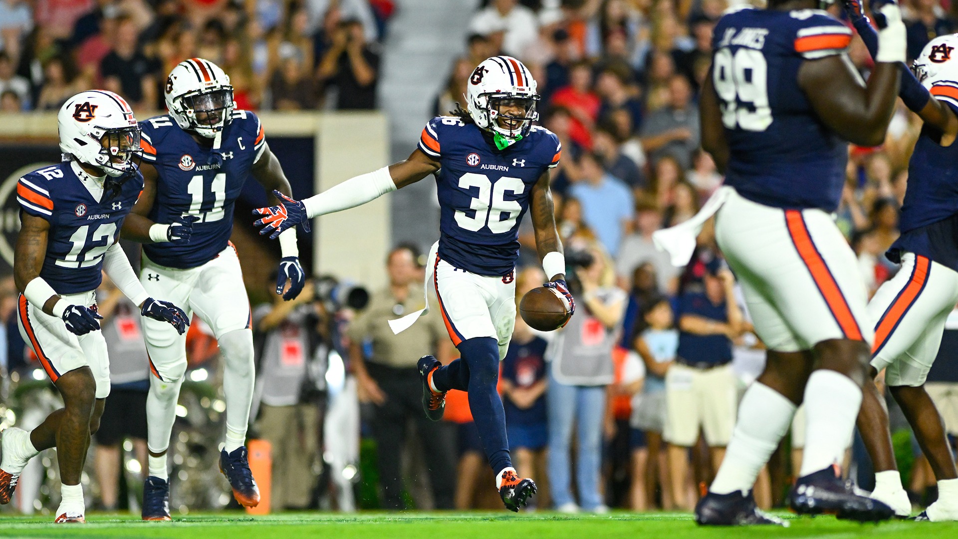 NFL News: Auburn Tigers Eye Future Success, Hugh Freeze Offers Scholarship to Rising Star Carsyn Baker for 2026 Season