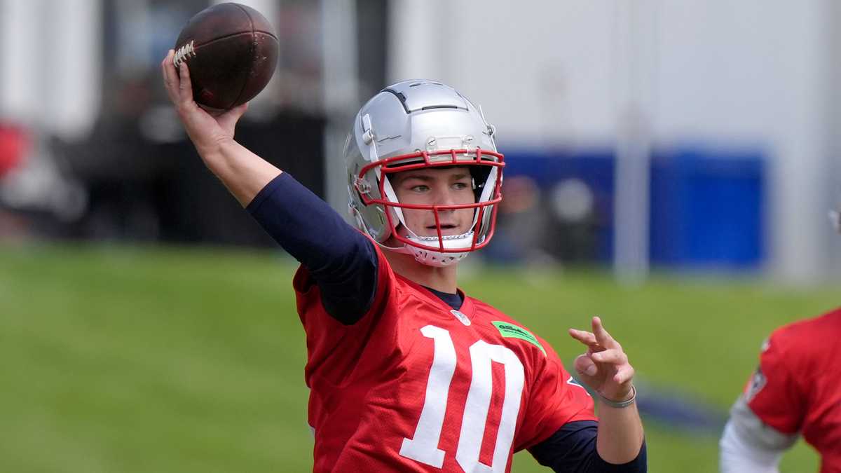 Behind the Scenes The Patriots' Quarterback Carousel Takes a New Spin