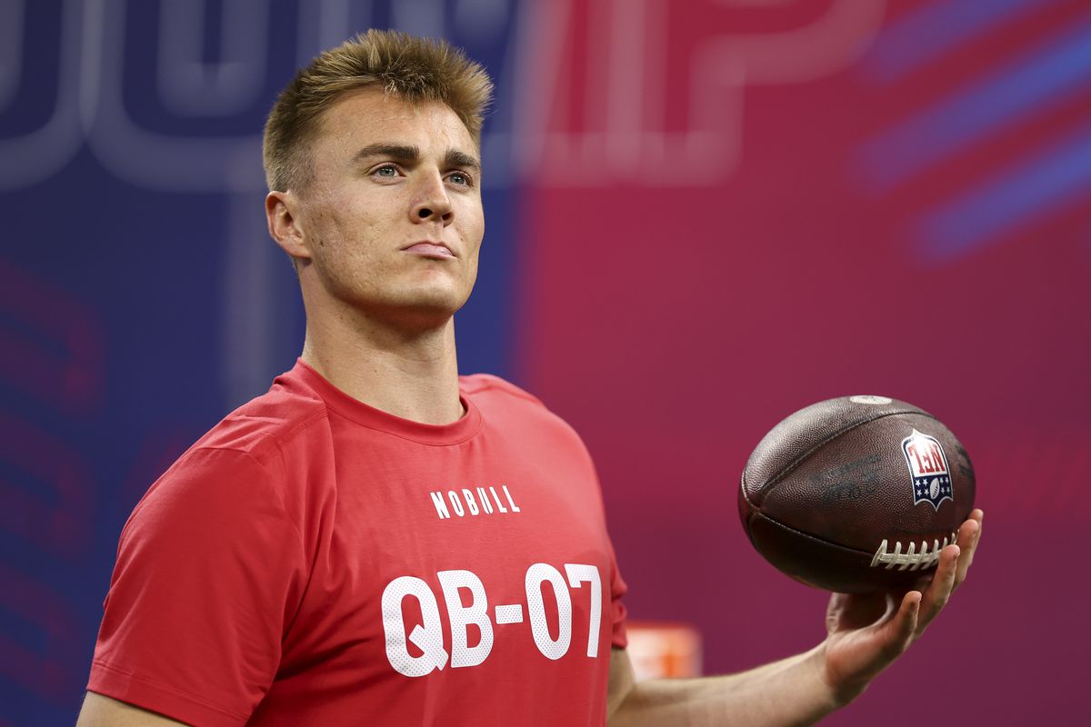 NFL News: Denver Broncos’ Draft Decision – Bo Nix vs. Laiatu Latu