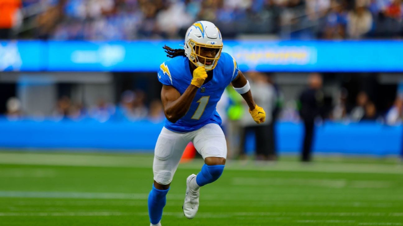  Chargers Playmaker Named Potential Breakout Candidate For 2024: Spotlight on Quentin Johnston