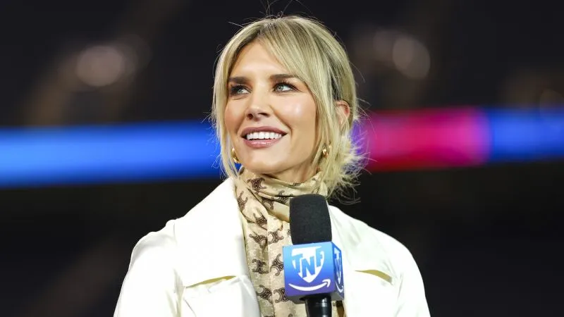 Charissa Thompson, NFL reporter