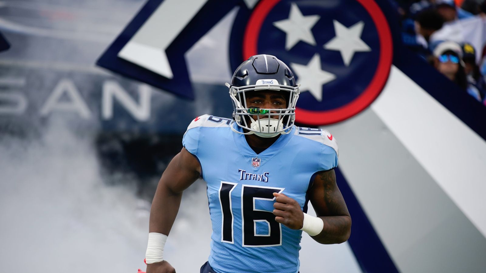  Chiefs Consider Big Trade for Titans' Treylon Burks to Boost Offense After Super Bowl Win---