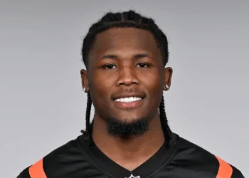 NFL News: Cincinnati Bengals Face Uncertainty With Star WR Tee Higgins