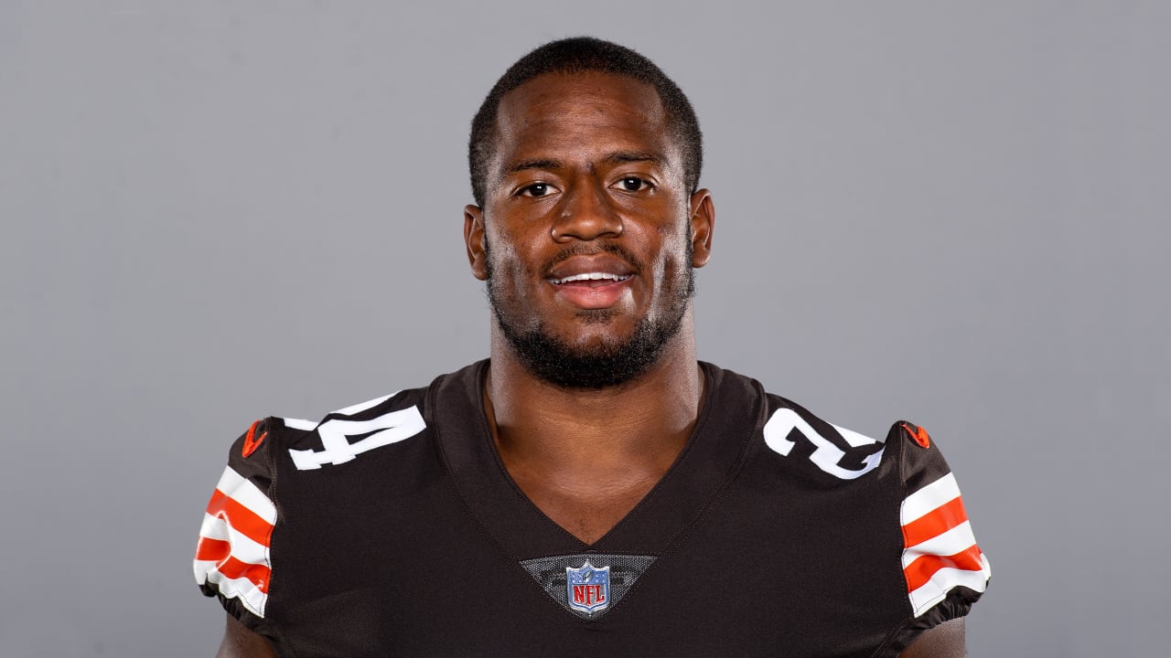  Cleveland Browns Gear Up for Nick Chubb's Return A Glimpse into His Road to Recovery