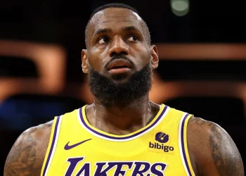 LeBron James Backs Out of Los Angeles Lakers' Coaching Search