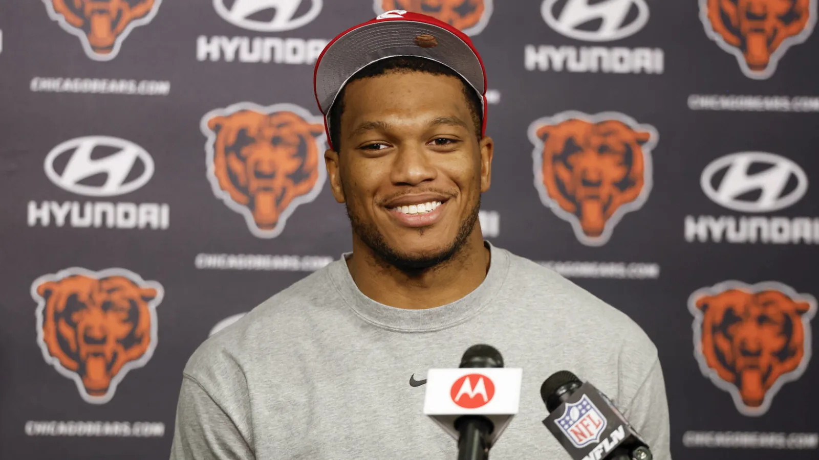 NFL News: How Does Chicago Bears’ D.J. Moore See His Role Evolving With Justin Fields and Caleb Williams?