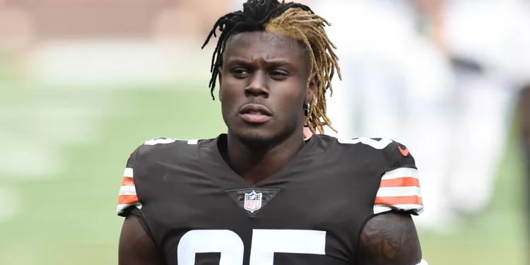 David Njoku's Fiery Defense of Cleveland: Clapping Back at Micah Parsons and Critics