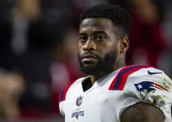 DeVante Parker Announces Surprising Retirement After Signing with Eagles