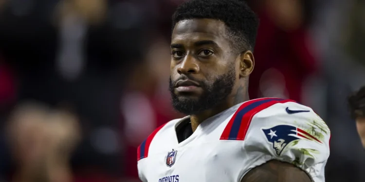 DeVante Parker Announces Surprising Retirement After Signing with Eagles