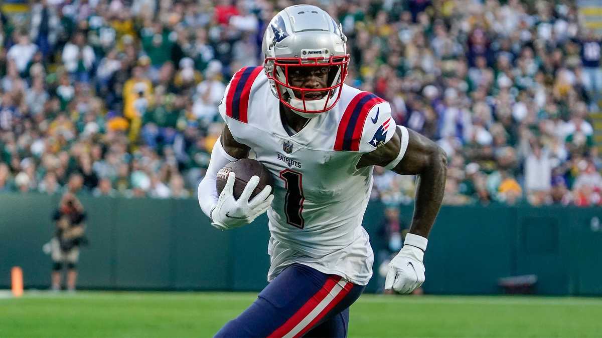 NFL News: DeVante Parker Announces Surprising Retirement After Signing With The Philadelphia Eagles