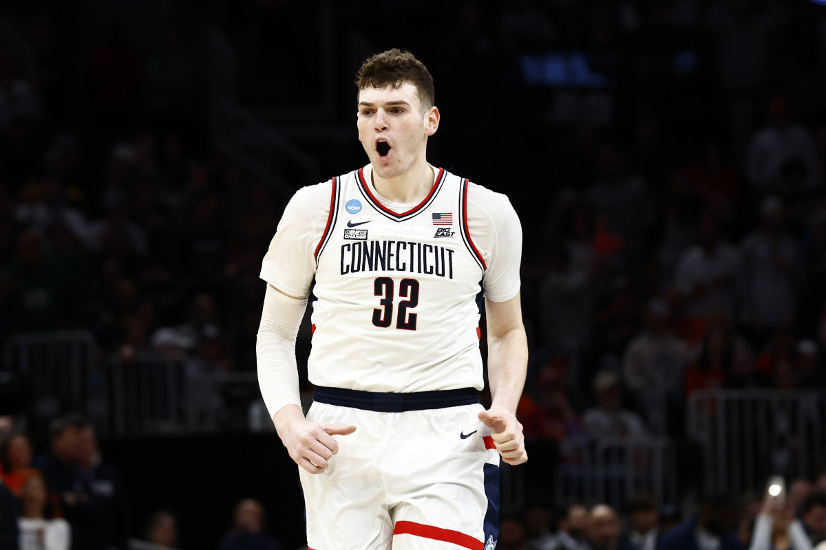 Draft Dilemma: Atlanta Hawks Contemplating Surprising Pick for NBA 2024 Draft