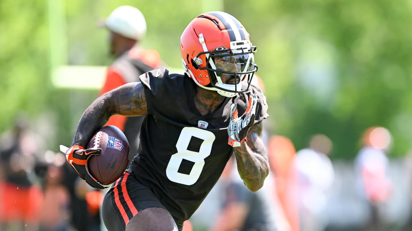  Elijah Moore's Absence Raises Eyebrows Amid Contract Year with Browns