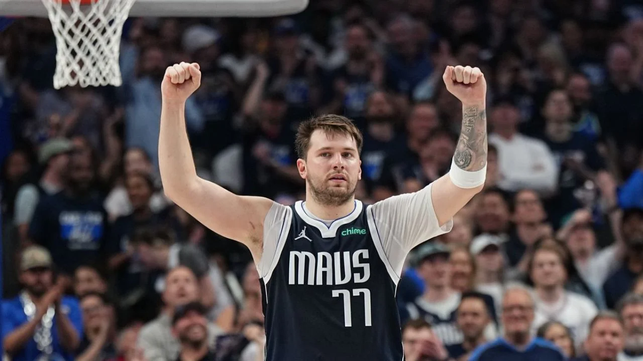 Can the Dallas Mavericks Seal Their Finals Spot Despite Luka Doncic’s Knee Concerns in Game 4?