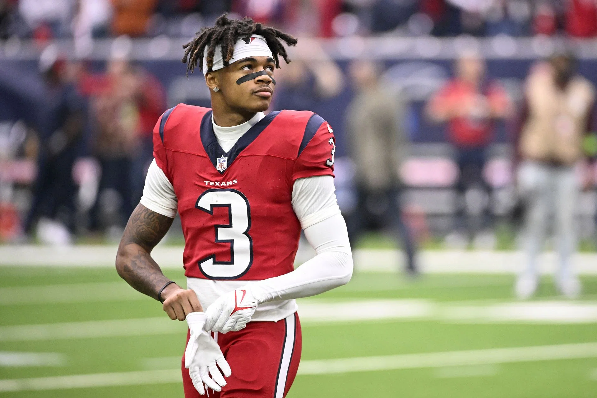 NFL News: Houston Texans’ Rising Star Tank Dell Set for Comeback After Florida Shootout Scare