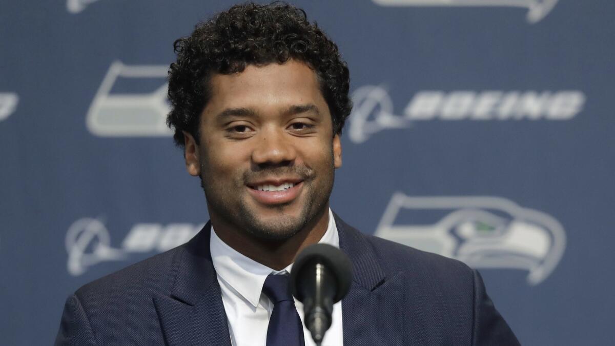 NFL News: Pittsburgh Steelers Struggle, Russell Wilson’s Redemption or Justin Fields’ Rise?