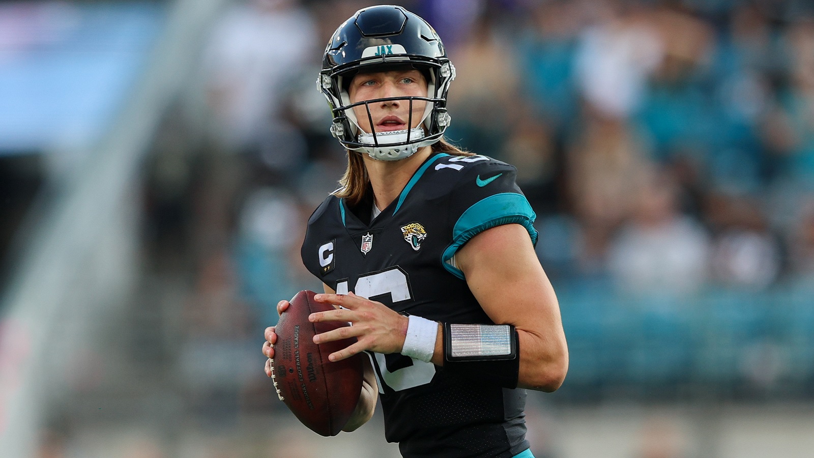 NFL News: Is Trevor Lawrence Worth $50,000,000? Jacksonville Jaguars Face Big Decision On Quarterback’s Eye-Watering Contract