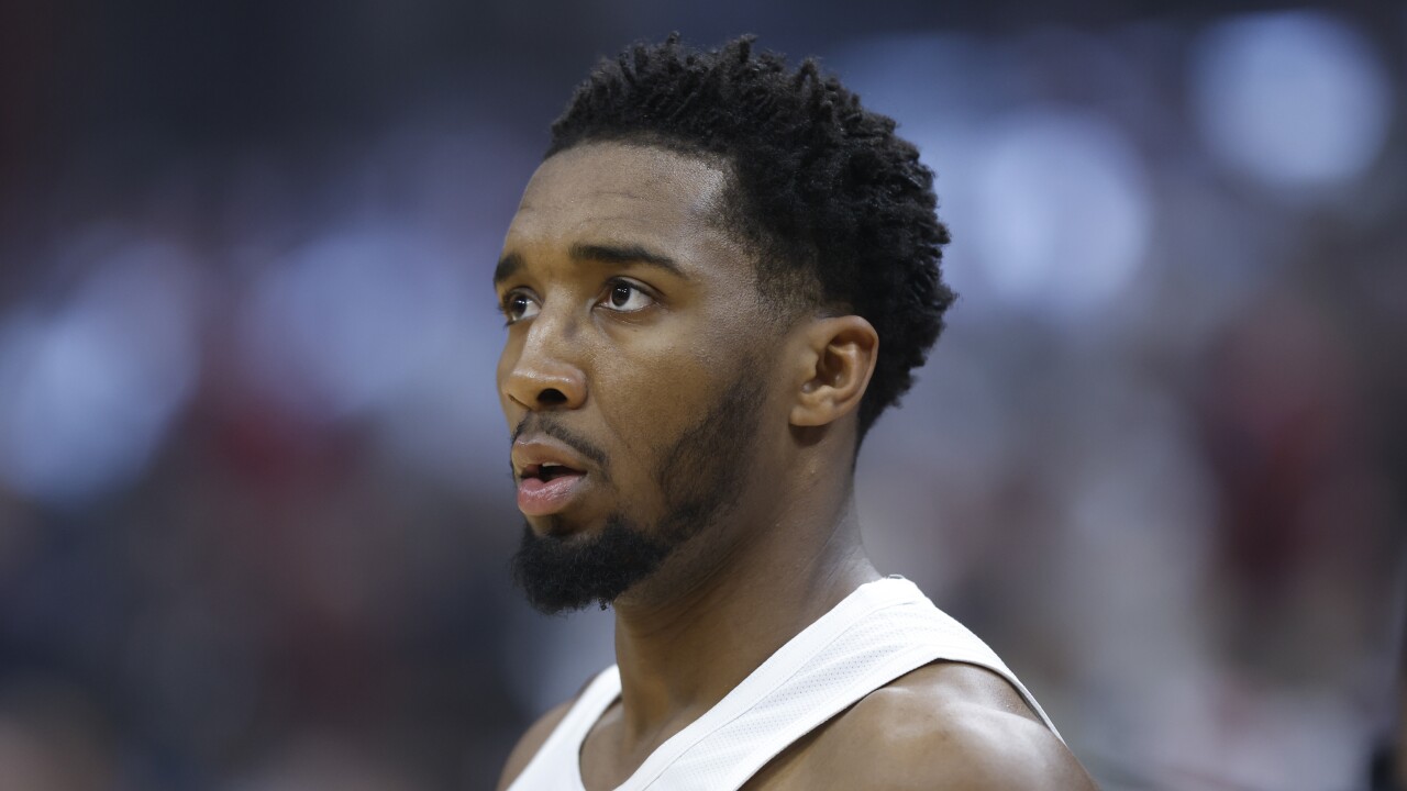 Lakers in Hot Pursuit of Donovan Mitchell: A Game-Changing Summer Trade?