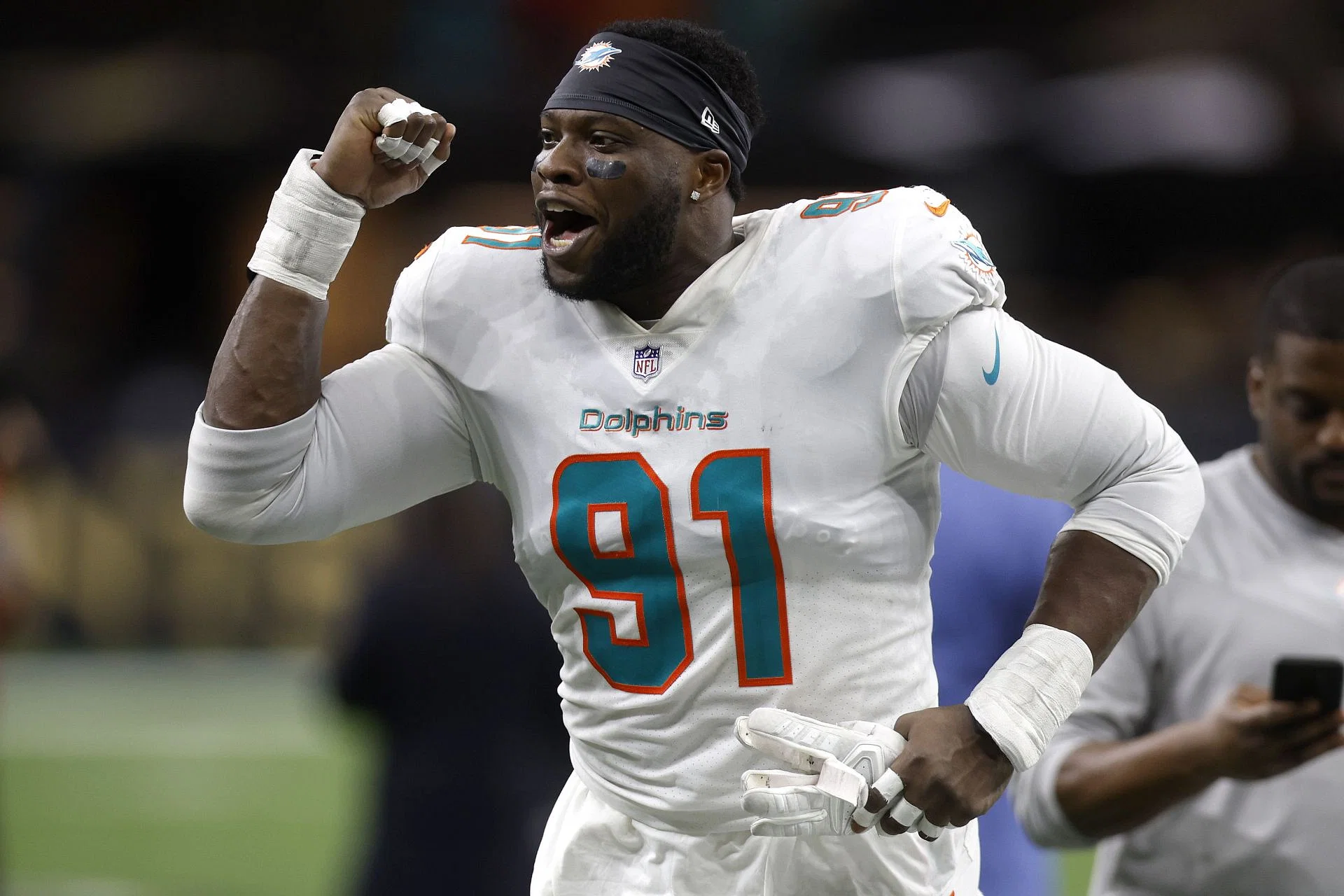 NFL News: Las Vegas Raiders Target Emmanuel Ogbah As Key Defensive Asset For 2024 Season