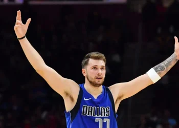 Luka Doncic’s Last-Second Three-Pointer Stuns Minnesota Timberwolves and Ignites Social Media Frenzy