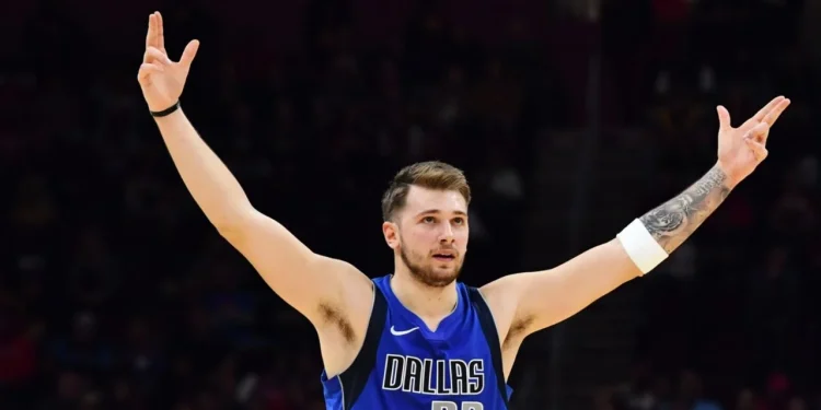 Luka Doncic’s Last-Second Three-Pointer Stuns Minnesota Timberwolves and Ignites Social Media Frenzy